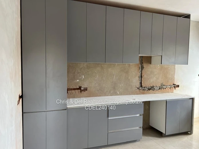 Modern 4 Bedroomed House on Corner Stand