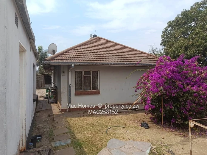 Mabelreign Costswold Hills for Sale 