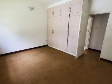 6 Bedroom Townhouse Complex