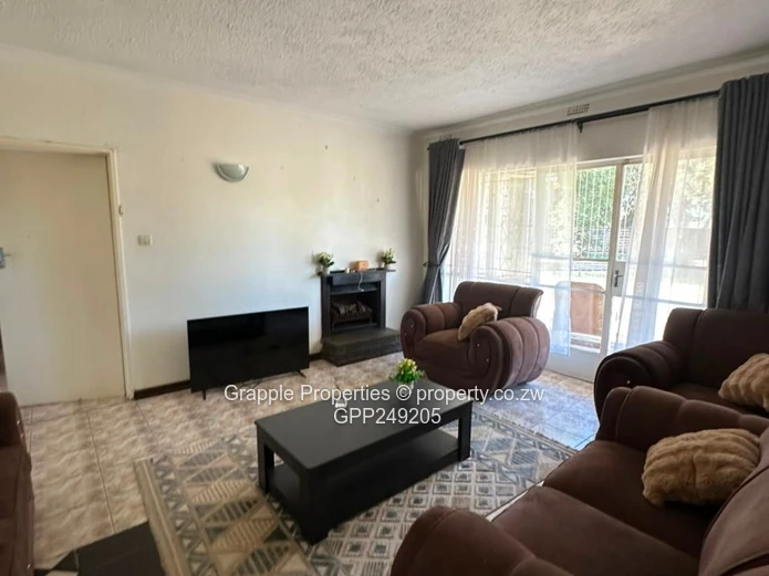 Spacious 4-Bed Home with Borehole on 2000 m² – Bluff Hill, Harare West