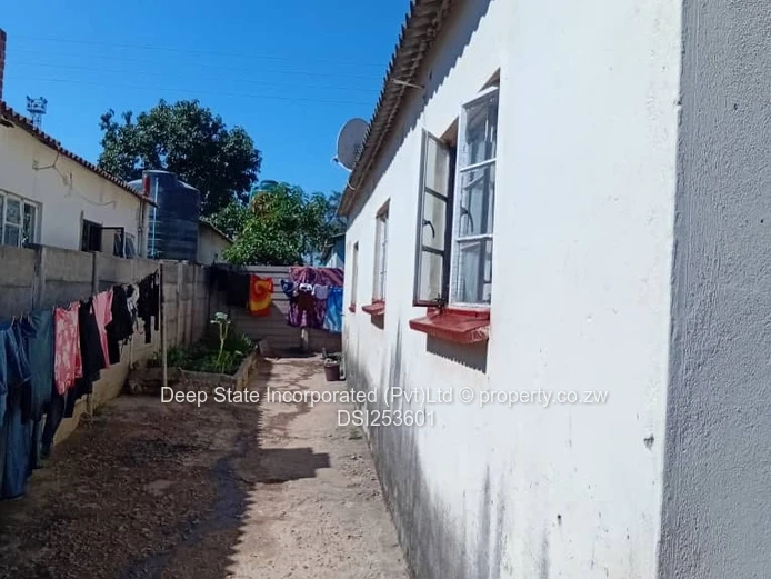 Zengeza 2 house for sale 