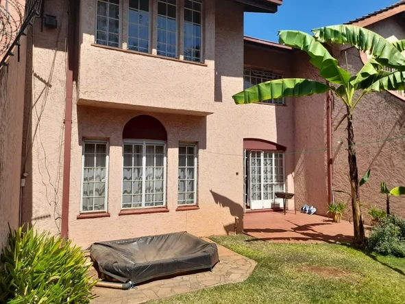 12 Unit Townhouse Complex