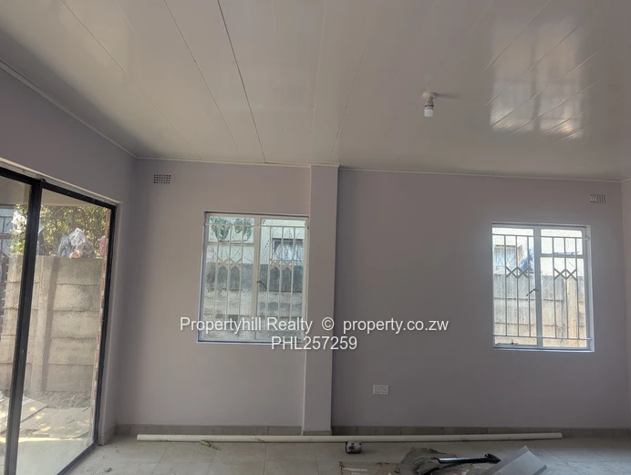 Chitungwiza Unit D Newly built house for sale