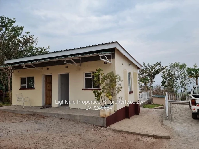 Neat and operational lodge in Kariba
