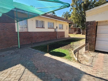 7 Bedroom House