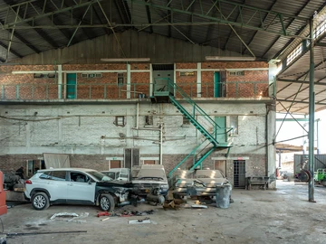 Warehouse & Factory