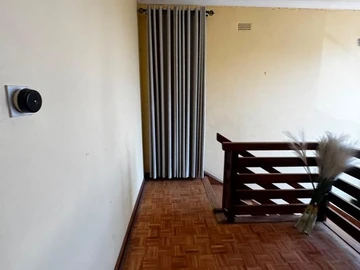 3 Bedroom Flat & Apartment