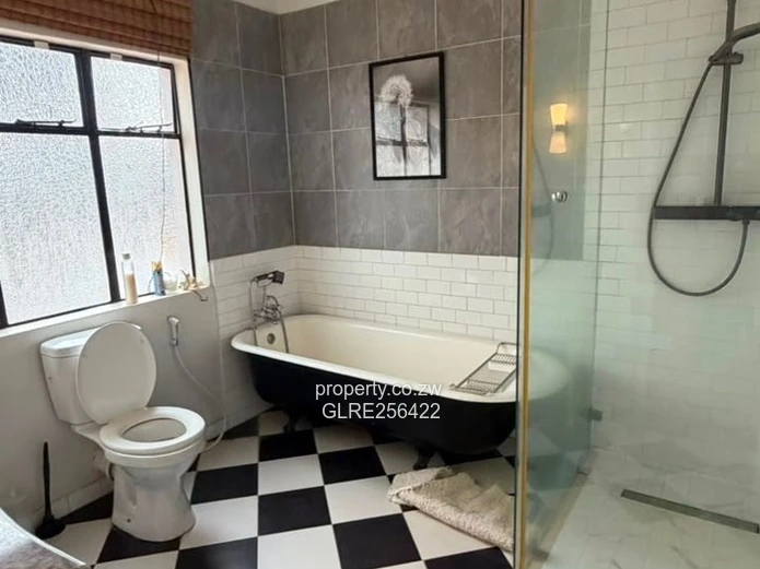 Spacious 4-Bed Emerald Hill Home with Lush Garden & Solar
