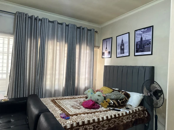 Flat & Apartment
