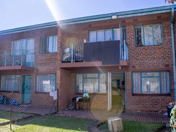 2 Bedroom Garden Flat