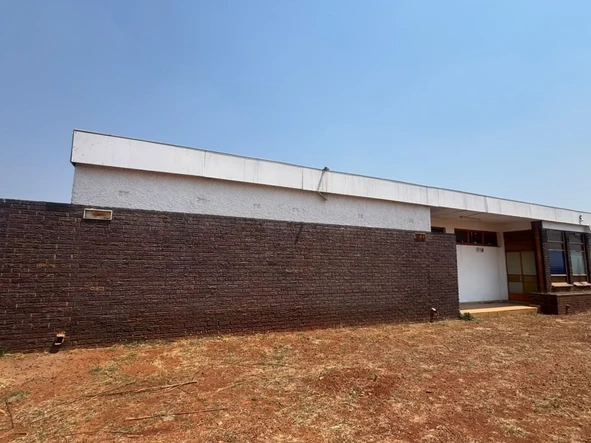 Commercial & Industrial Land