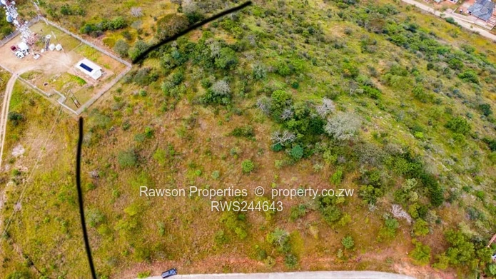 Clipsham 16,000 m² Hilltop Commercial/Residential Site