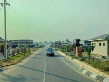 Stands & Residential Land