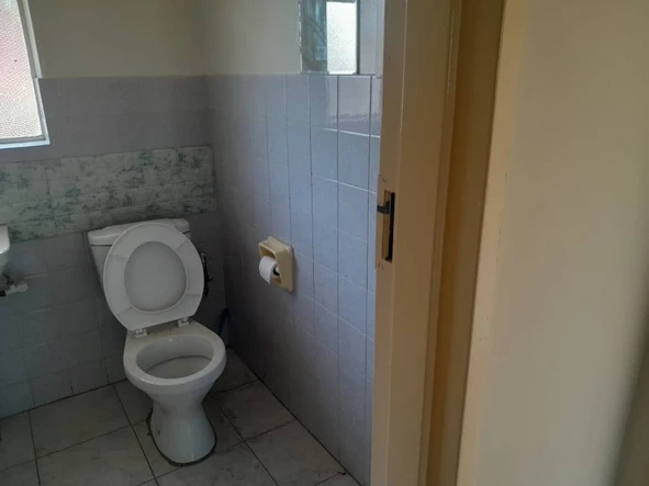 2 Bedroom Flat & Apartment