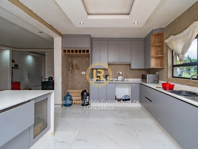 Beautifully Designed Modern Family Home | Arlington Estate