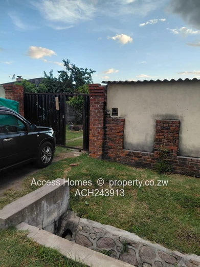 Waterfalls Mainway Meadows Stand for Sale