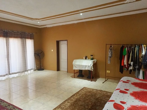 Farm & Agricultural Land