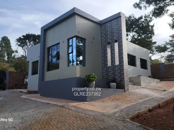 Borrowdale Carrick Creagh Estate 3 Bed Cottage