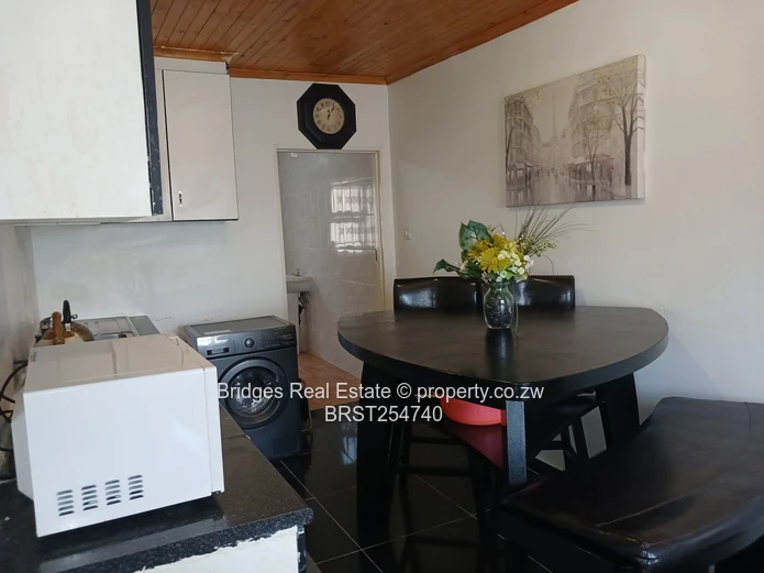Turnkey Family Residence In Premier Crowhill Estate (Sole Mandate)