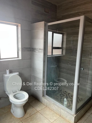 Spacious Double-Storey House For Sale – The Grange