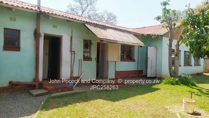 Versatile Property with Main Road Frontage