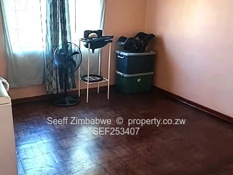 Charming 3-Bedroom Family Home with Private Guest Cottage