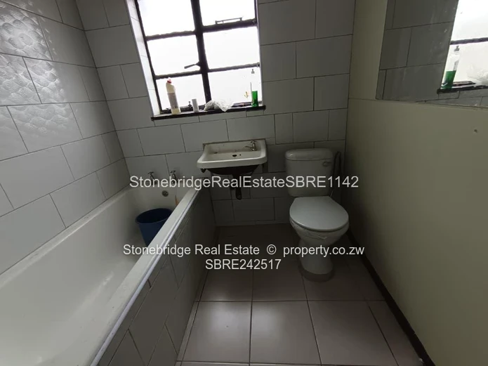 2 Bedroomed Flat to rent in Raylton Suburb