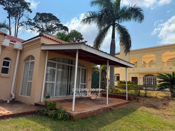 Elegant Double-Storey 5-Bed in Borrowdale, Borehole