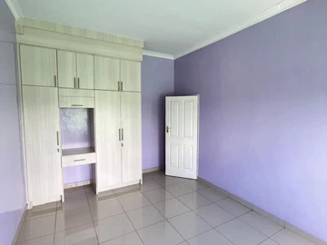 4 Bedroom Garden Flat