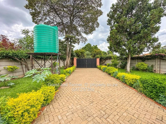 3 Bedroom House For Sale In New Marlborough