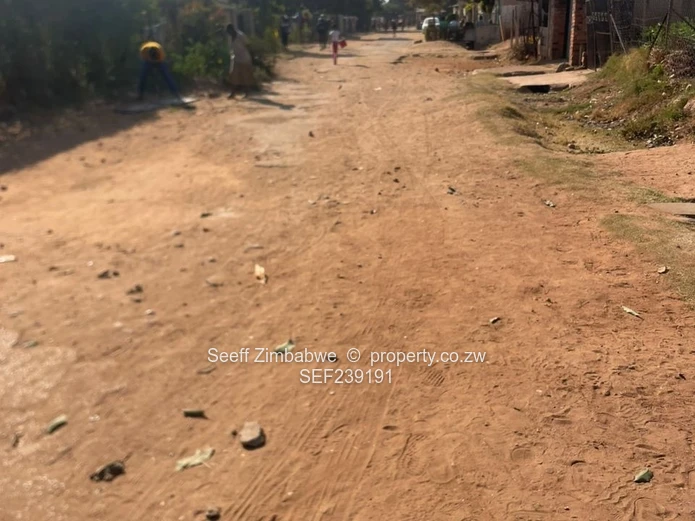 Mufakose 2-Bed core House 200m² – Water & Sewer