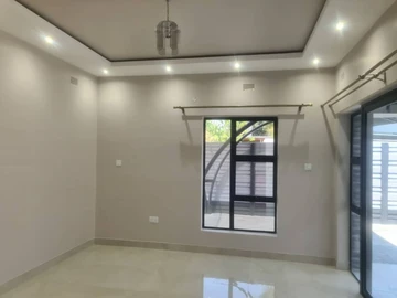 3 Bedroom Garden Flat