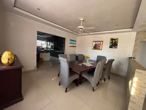 5 Bedroom House