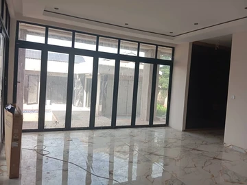 8 Bedroom House