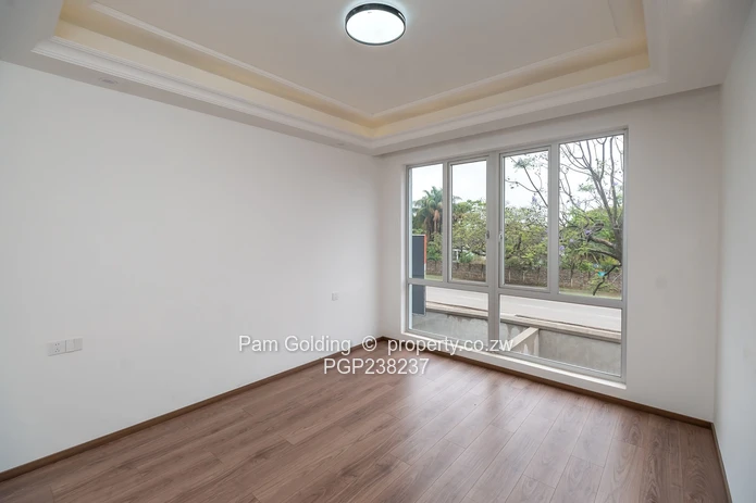 Luxury 4-Bedroom Duplexes in the Heart of Strathaven (Sole Mandate)