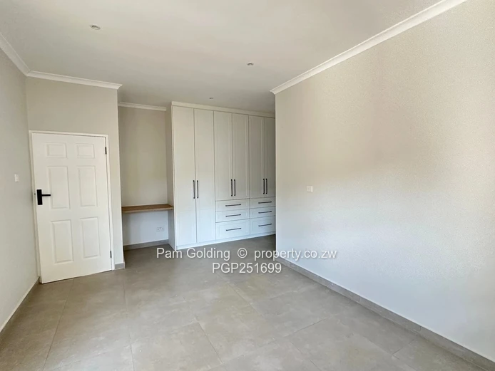 Refined 2 Bedroom Cluster Home (Sole Mandate)