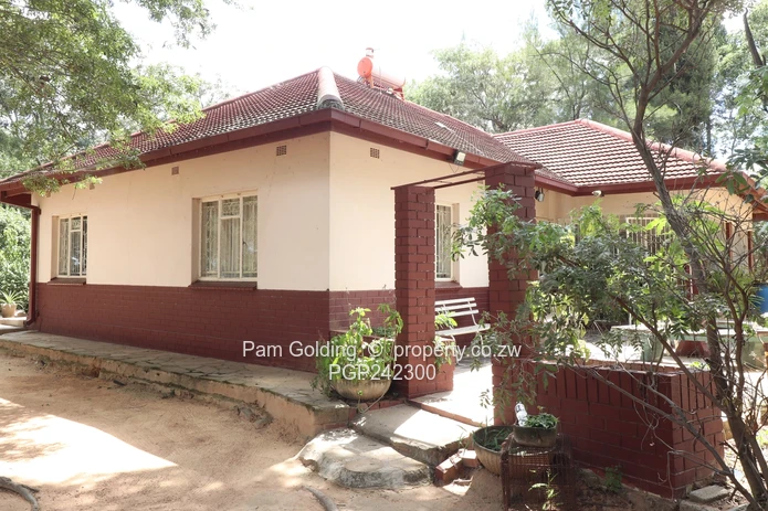 Prospect Park – Prime Land with 3-Bedroom Home (Sole Mandate)