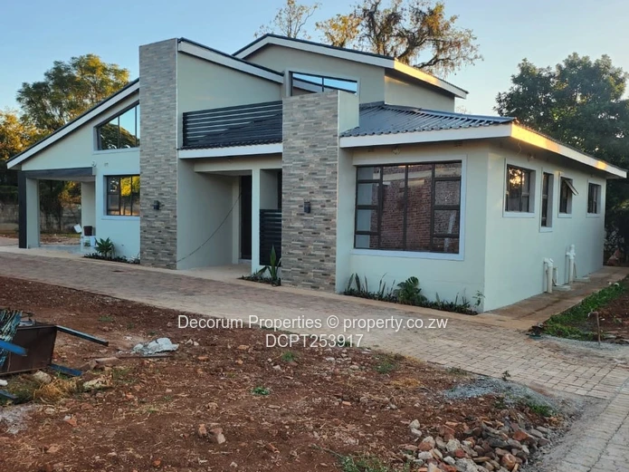 Borrowdale Quinnington Cluster Homes For Sale (Sole Mandate)
