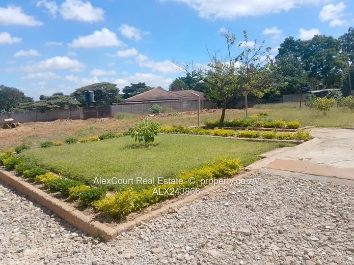 Spacious Home In Prospect, Waterfalls For Rent (Sole Mandate)