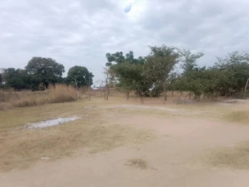 Commercial & Industrial Land