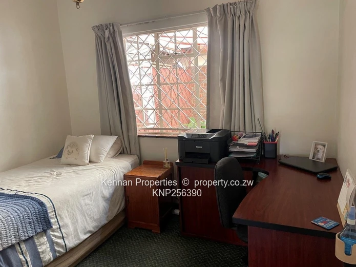 Simplex Cluster House Unit in Avondale