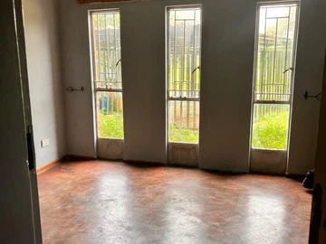 3 Bedroom Flat & Apartment