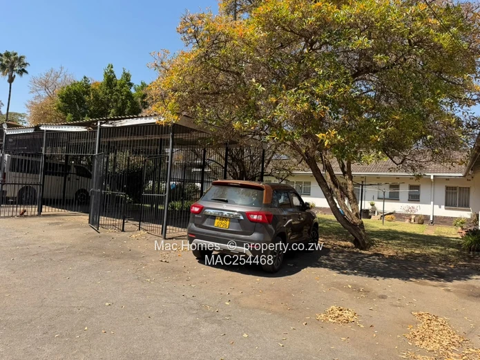 Garden flat for sale  (Sole Mandate)