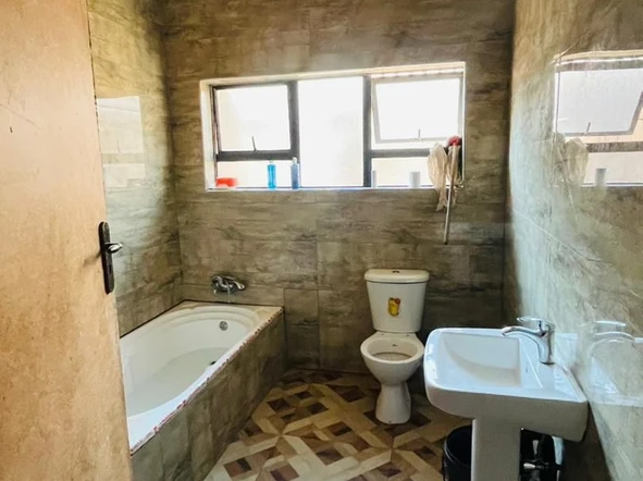4 Bedroom House