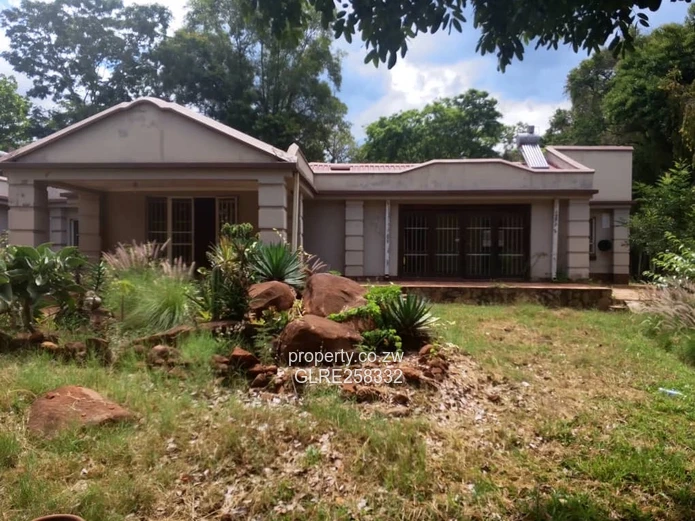 Greystone Park 3-Bed House on 2,600m² — Borehole & Tank