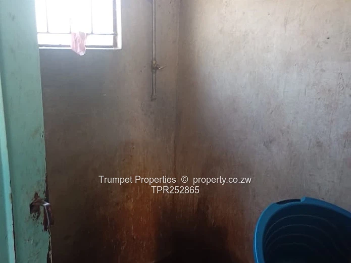 House for sale in Mkoba, title deeds
