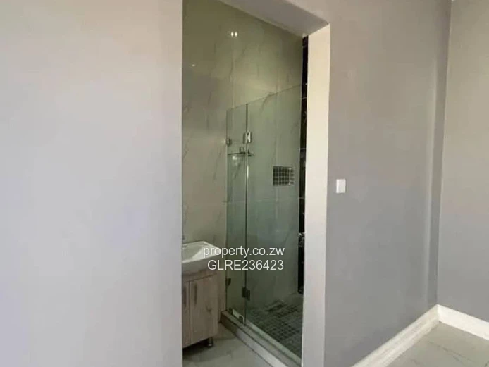 Pomona Morden House FORSALE 