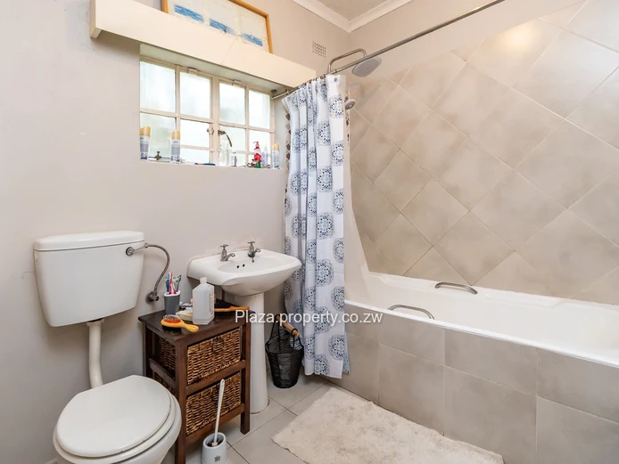 3 Bedroom House For Rent In Glen Lorne