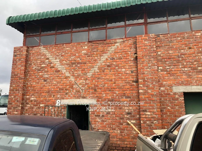 Warehouse To Let In Lochinvar