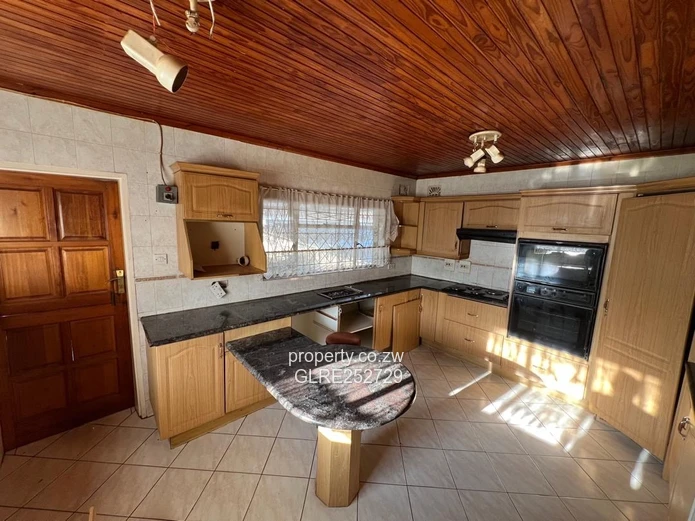 Avonlea 3-Bed, 2-Bath Home with Pool & Ample Parking